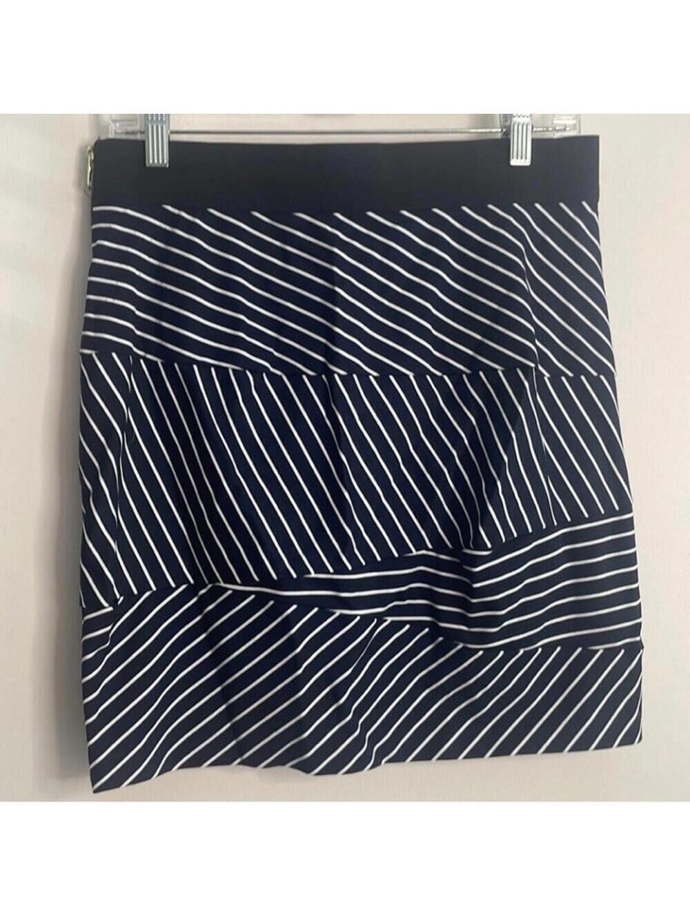 💕Cynthia Steffe Navy Blue Multi Striped Bodycon Pencil Skirt